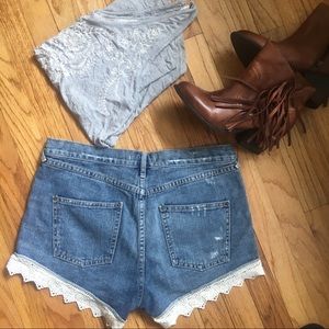 Free people distressed high rise lace shorts 28